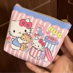 Hello kitty coin purse